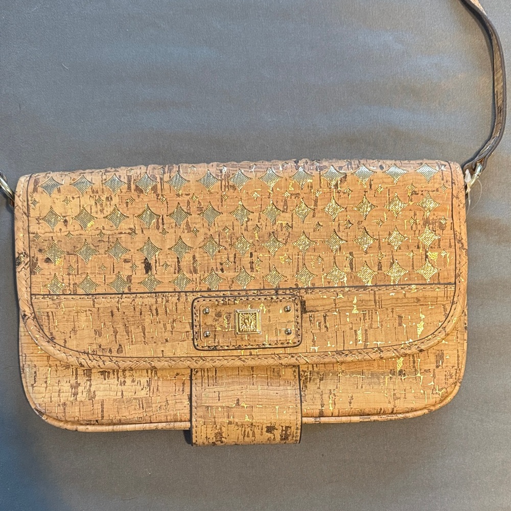 Elegant Gold and Tan Women's Bag